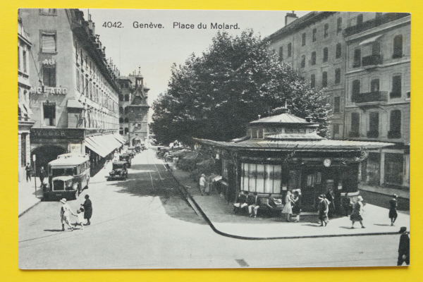 Ansichtskarte AK Genf / Molard Platz / 1920er Jahre / Kiosk – Omnibus – Autos – Oldtimer